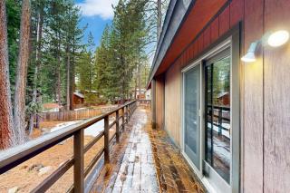 Dog-friendly retreat in Incline Village with fireplace & washer&dryer - 7