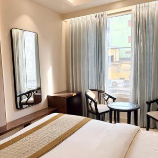 Hotel Raj Mahal Inn Near New Delhi Railway Station & Connaught Place - 1