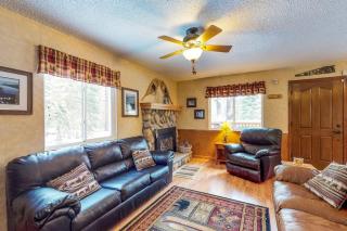 Charming alpine cabin for all ages - close to hiking skiing and more - 4