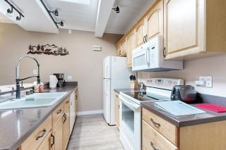 Alpine Serenity - Cozy Condo with Tennis Fireplace & BBQ in Incline Village - 5