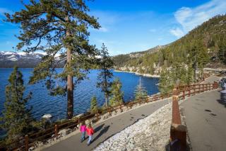 Spacious townhome with creekside patio & gas fireplace - 10-minute walk to lake - 9