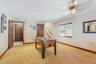 Spacious & high-end executive home with gourmet kitchen - Family friendly - 9