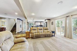 Spacious oasis with mountain views 5 decks & foosball - 4