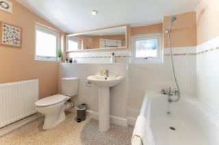 Bedminster Base – City Living Made Easy - 4