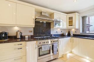 Skyward Hse 5BR 3Bath, 8 beds if requested, Balcony Near HS2 NEC BHX - 1