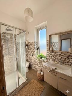 CRISVAN HOME - 1