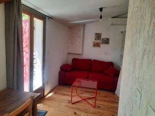 Petit studio avec jardin à 10 mn d'Avignon - 8