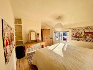 Butterfly Cottage - 3