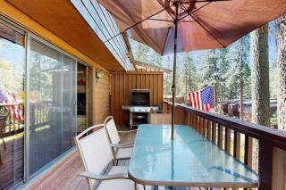 Inviting condo with gas fireplace & grill sleeps 8 - Zephyr Cove - 5