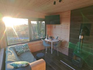 The Perch - Romantic Cabin with Sunset Views - 7