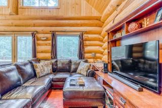 Woodland home near golf & ski slopes with wraparound deck - dog-friendly - 6