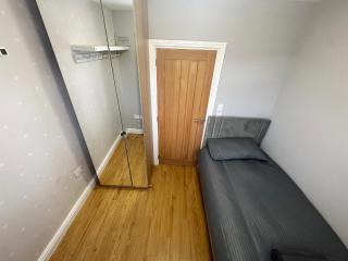 Entire House - Ideal for UHW-Events-Stadium-City-Bay - 7