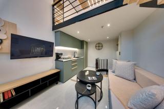 Wood Mood Athens Central Maisonette - 2