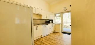 The Victorian Barn, Self-Catering Holidays with Pool and Hot Tubs, Dorset - 7