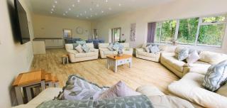 The Victorian Barn, Self-Catering Holidays with Pool and Hot Tubs, Dorset - 5
