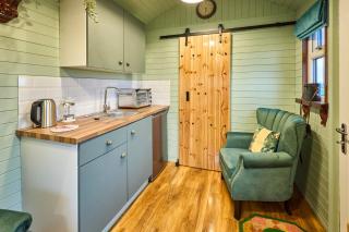 Host & Stay - Curlews Rest - 1