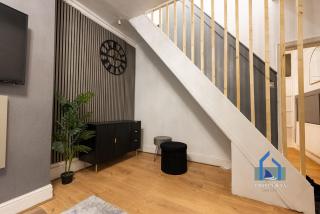 Modern Townhouse-Free Parking-Game Room-W-iFi - 8