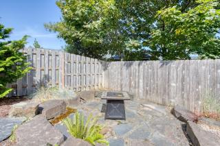 Modern Seaside townhome with easy beach access firepit fireplace washer&dryer - 8