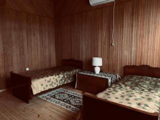 Brick House Melodies - 5