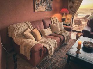 The Hedonist Sanctuary Stunning seafront Villa - 2