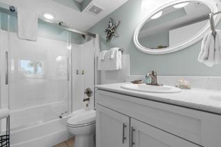 Pinnacle Port C3-201 by Book That Condo - 5