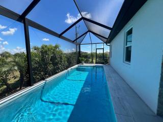 Private Heated Saltwater Pool and Spa Retreat - 5