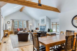 Spacious dog friendly home withprivate hot tub guest bikes - 6