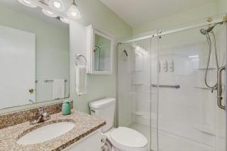 Emerald Pointe 1-C - 1