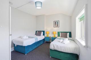 Cottage style 2 Bedroom Apt in City, near Utilita Arena & Free Parking - 2