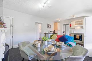 Cottage style 2 Bedroom Apt in City, near Utilita Arena & Free Parking - 8