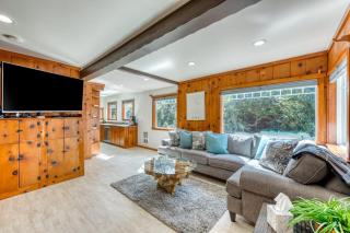 Dog-friendly house near the beach with ocean view and private gas grill - 9