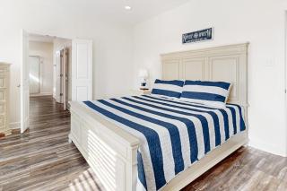 The Anchor Holds - 4