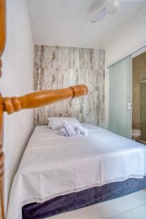5 Suites e 1 Quarto com ar na Passagem, ha 4 minutos andando da Praia do Forte - para ate 20 hospedes - 3