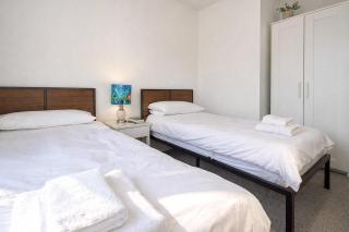 Peaceful Family & Workers Home Near Train Station - 3