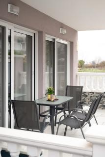 Ruby Boutique Suite Paralia - 4
