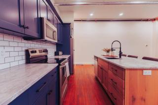 American Hall - Hamilton Suite - 8