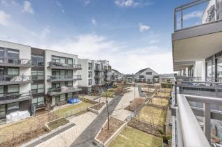 Lake Simcoe Stays - Friday Harbour's Official Rental Program - Walnut Suite - 2