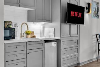 Lux Studio in Horseshoe Valley - 5