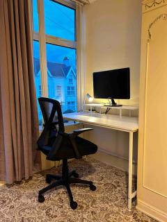 Llys Arthur - Walk to Snowdon, Garden & Log Burner - 2