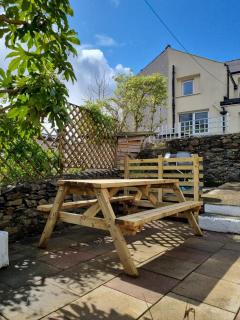 Llys Arthur - Walk to Snowdon, Garden & Log Burner - 5