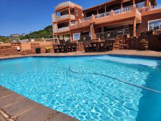 Golden Dawn Chalets - La Mercy - 0