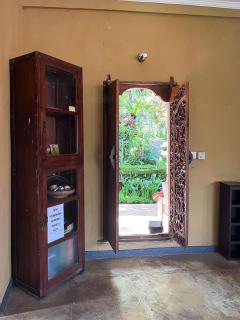 85m2 App with Kitchen Damai Central Garden Pool Wifi Airco - 3