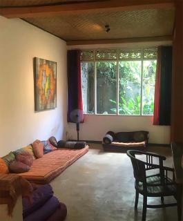 125m2 App with Kitchen Central and Spacious Garden and Pool - 6