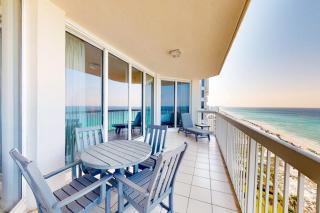 Silver Beach Towers E1505 - 9