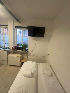 All-In-One Studio Apartment - Estugarda - 7