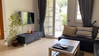 Çam ormanı içinde havuzlu daire - 3