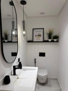 Premium studio with gym - 8