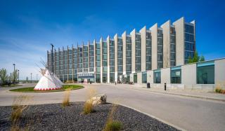 Grey Eagle Resort - 2