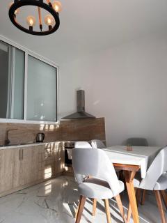 The Hill Sea View Apartment - 8