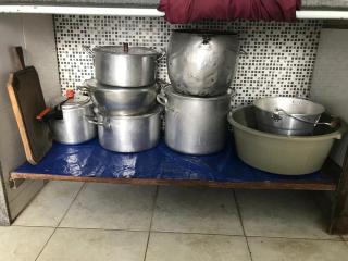 Casa com piscina e mesa de sinuca - 10min da Praia - 8